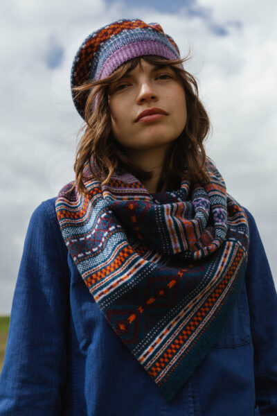 Tetbury Twisted Snood - Blackberry