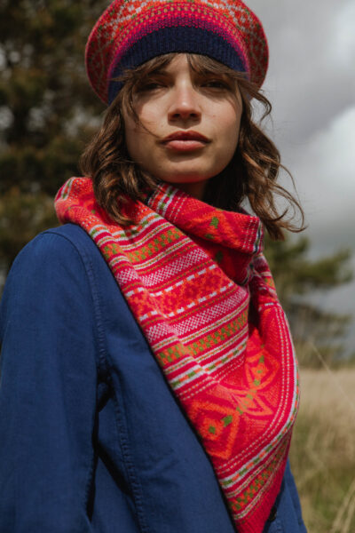 Tetbury Twisted Snood - Cherry